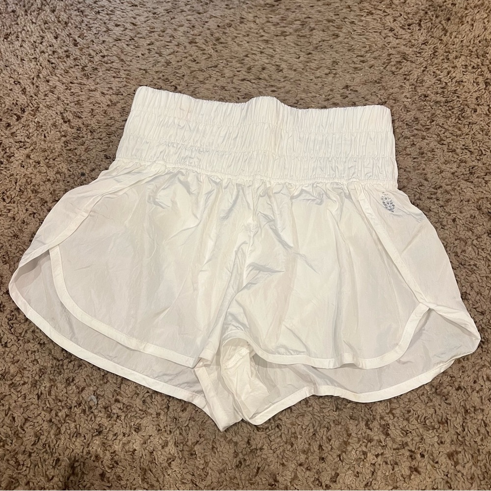 FREE PEOPLE MOVEMENT SHORTS SIZE M